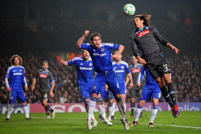 36岁威廉11场比赛1助攻遭解约 冬窗有望重返英超